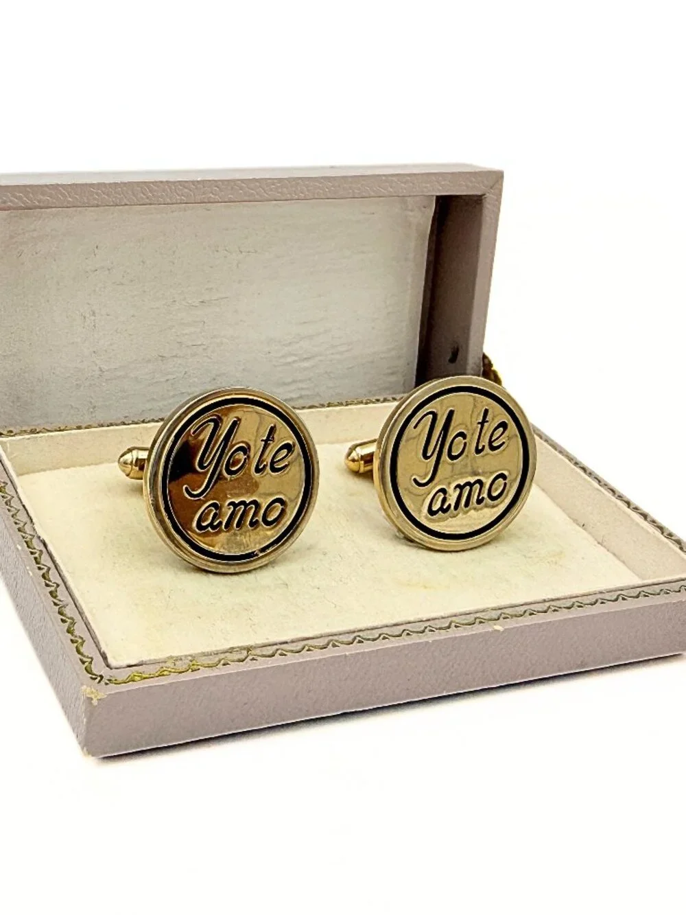 Hickok USA Signed Gold Plated Enamel Yo Te Amo Sentiment Cufflinks